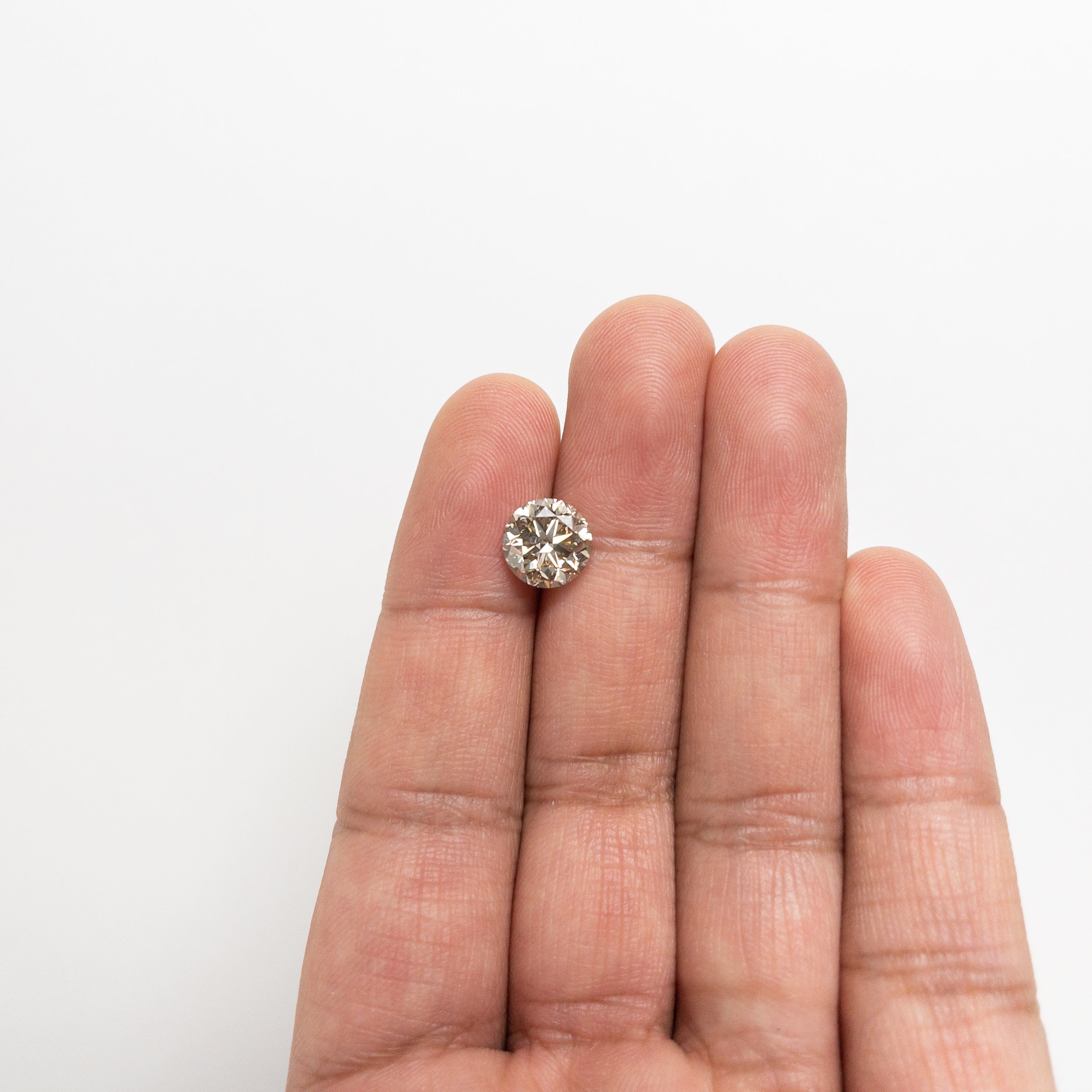 3.00ct 8.92x8.91x5.75mm VS2 Champagne Round Brilliant 20231-01