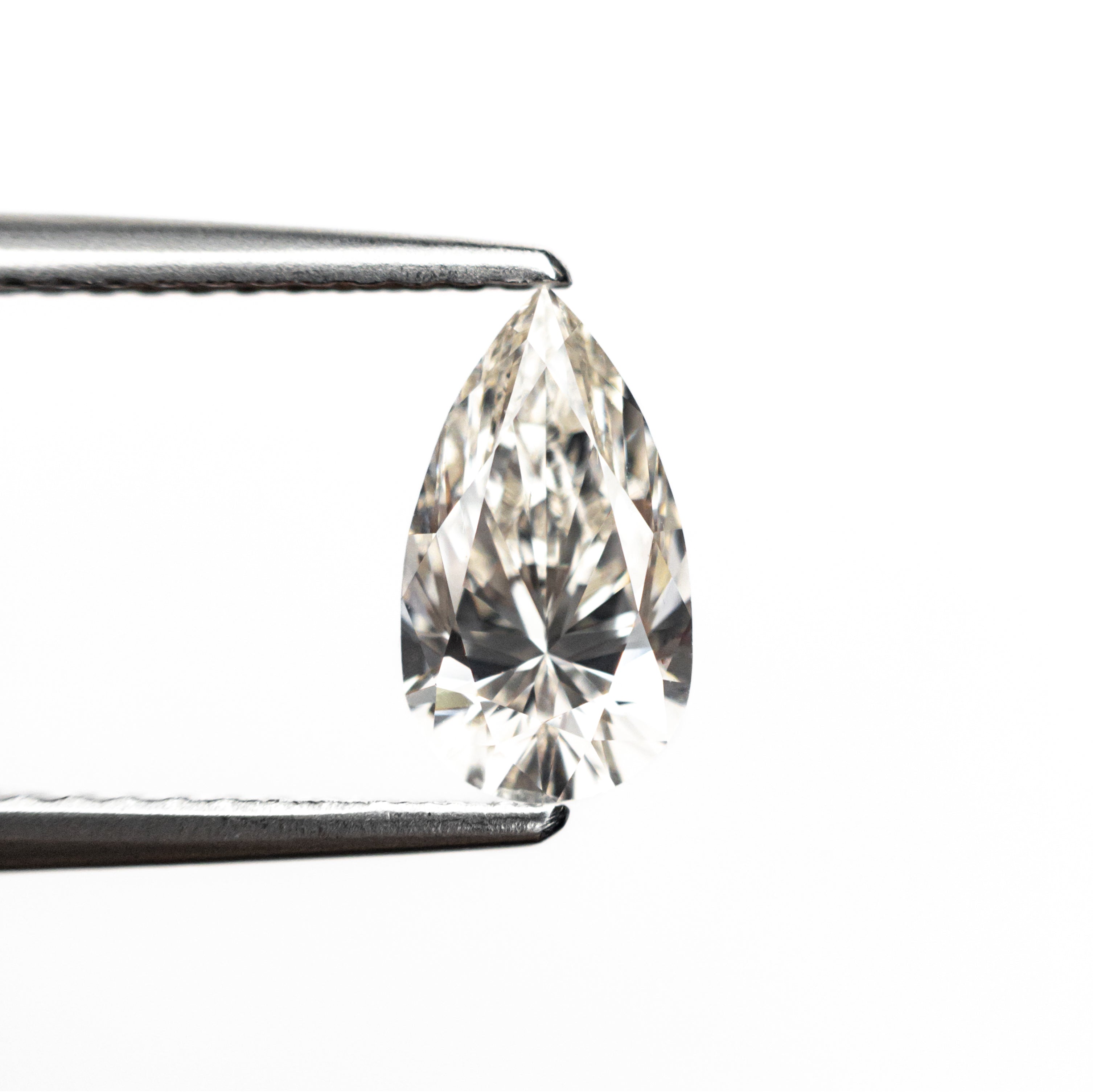 1.00ct 8.94x5.02x3.58mm VS2 K Pear Brilliant 27081-07