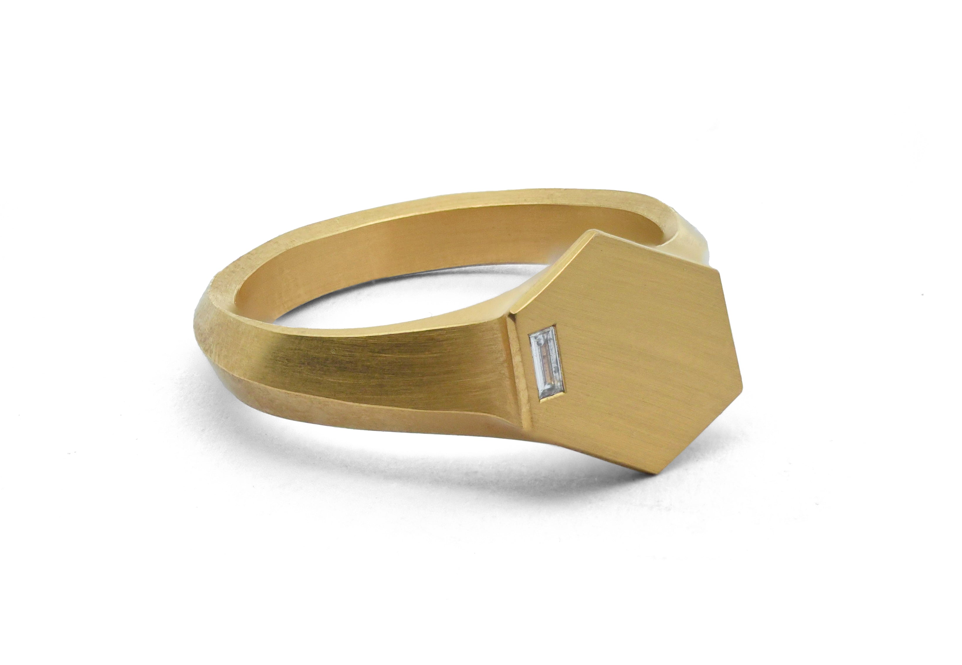 18ct Yellow Gold Hexagonal Signet Ring