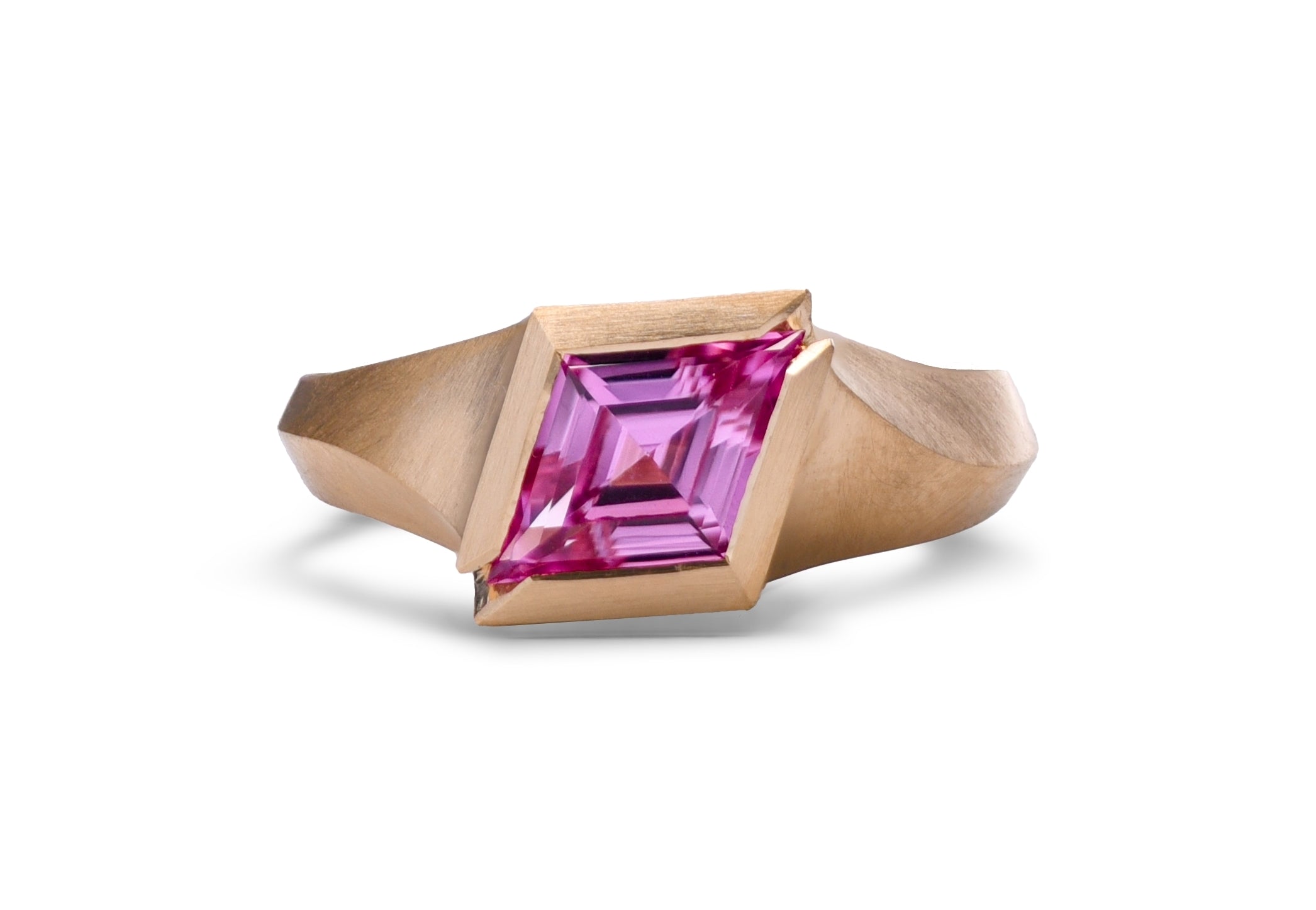 18ct Rose Gold Pink Sapphire Kite Aegis Ring
