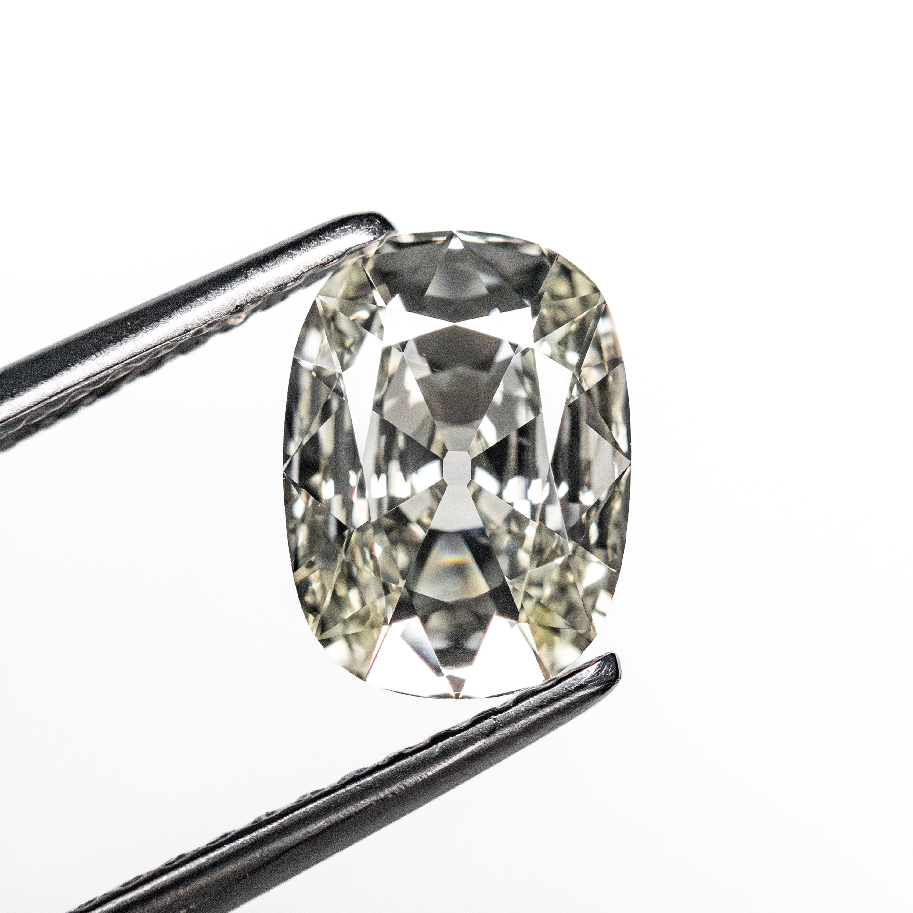 1.02ct 8.50x6.25x2.71mm VVS2 Q-R Modern Antique Old Mine Cut 26750-02