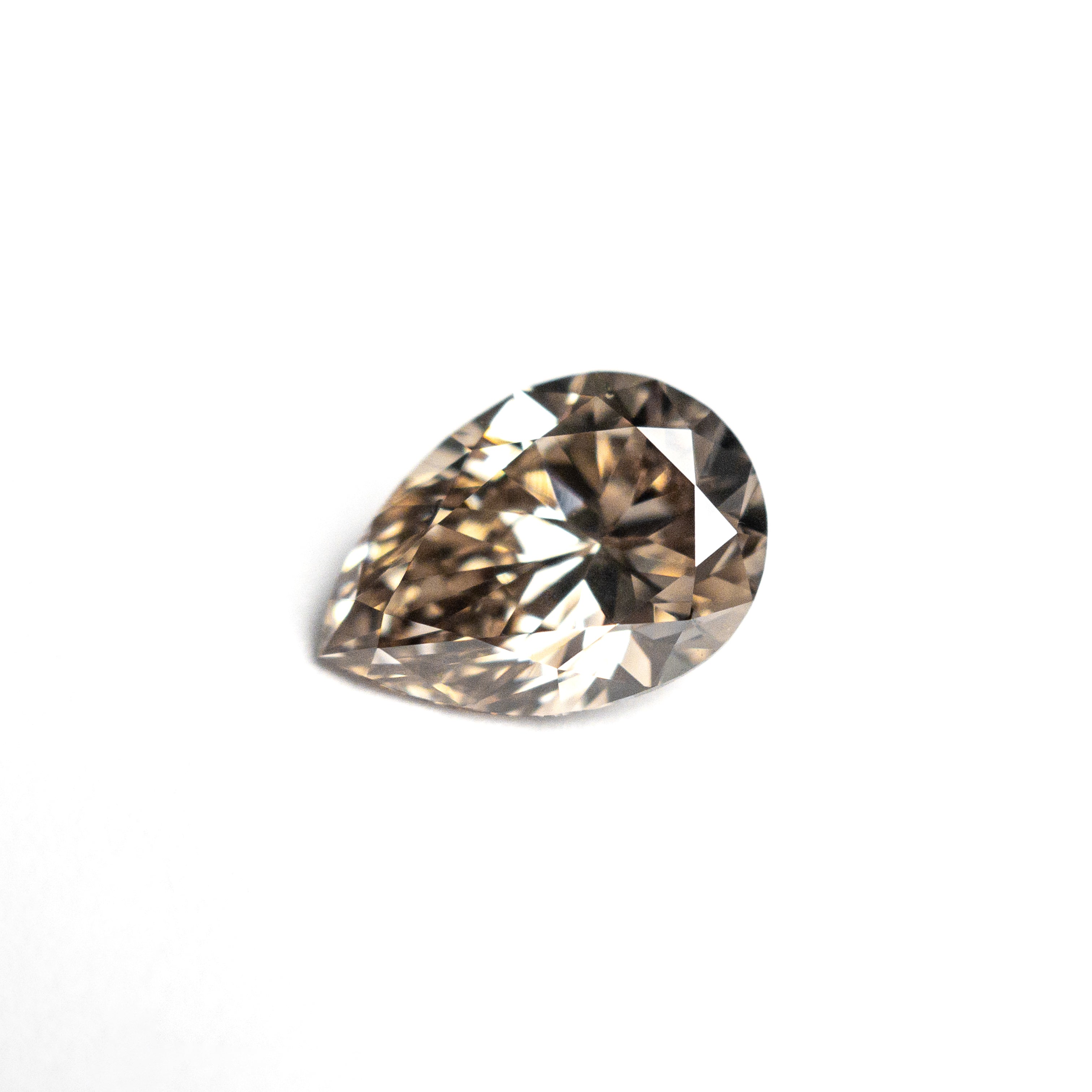 1.06ct 8.18x5.74x3.68mm VS1 C6 Pear Brilliant 27097-01