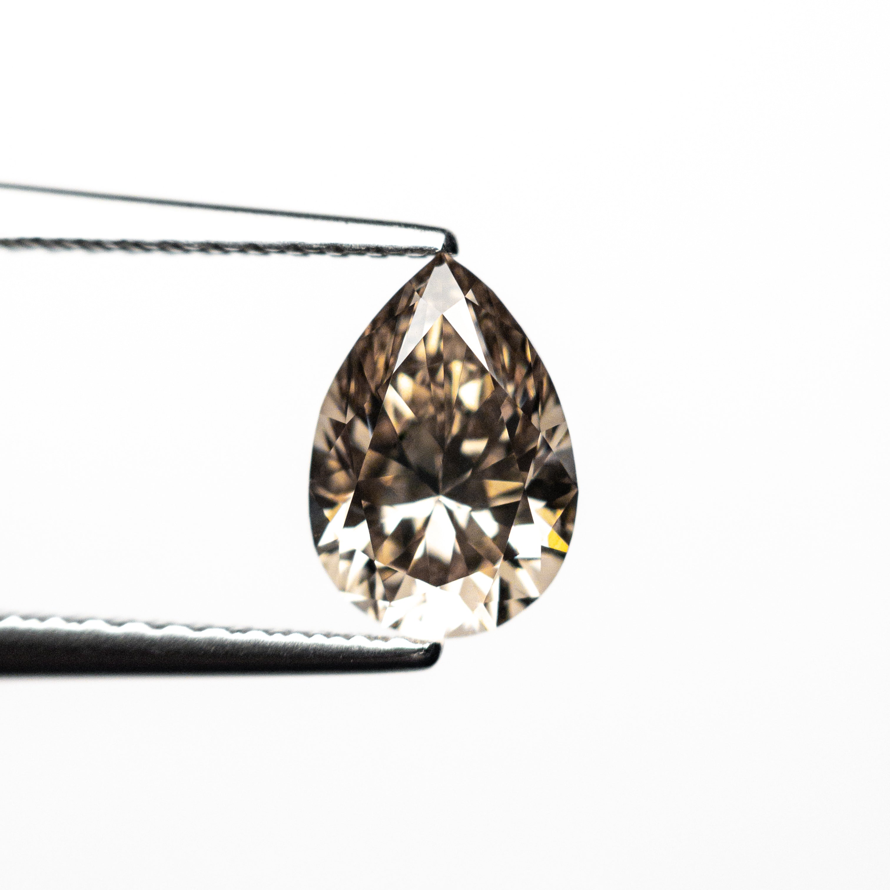1.06ct 8.18x5.74x3.68mm VS1 C6 Pear Brilliant 27097-01