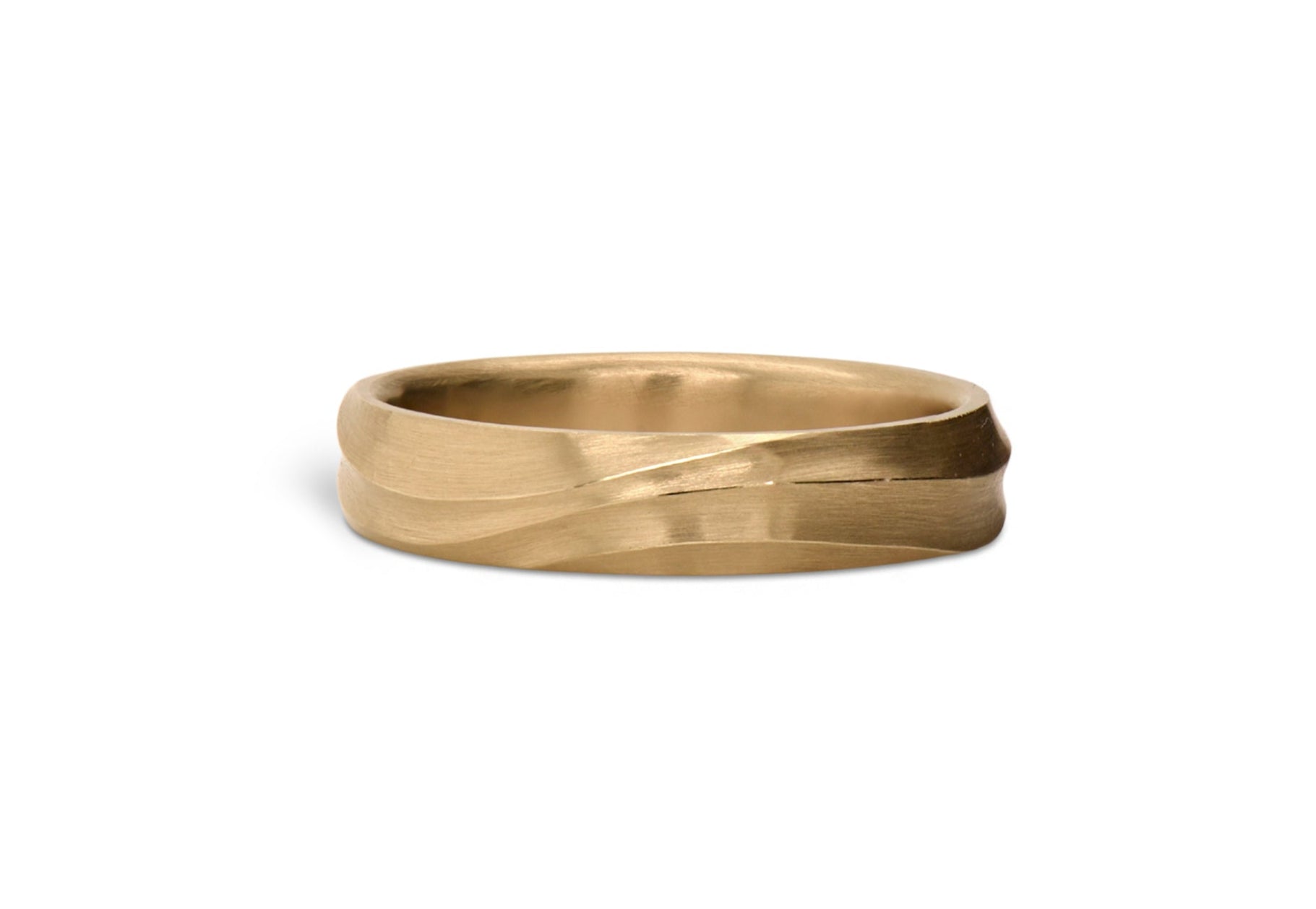 carved wavy gold wedding ring