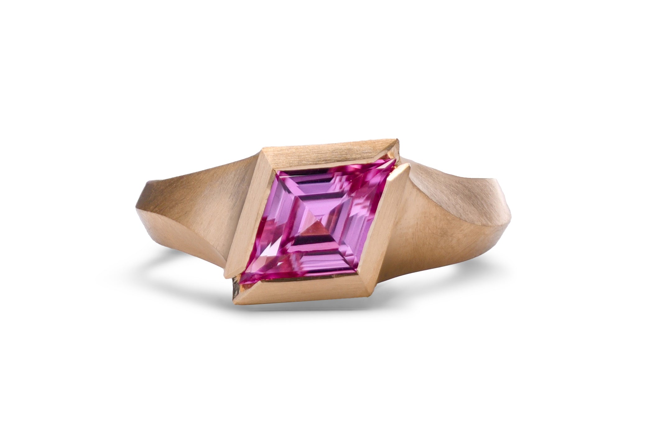 18ct Rose Gold Pink Sapphire Kite Aegis Ring