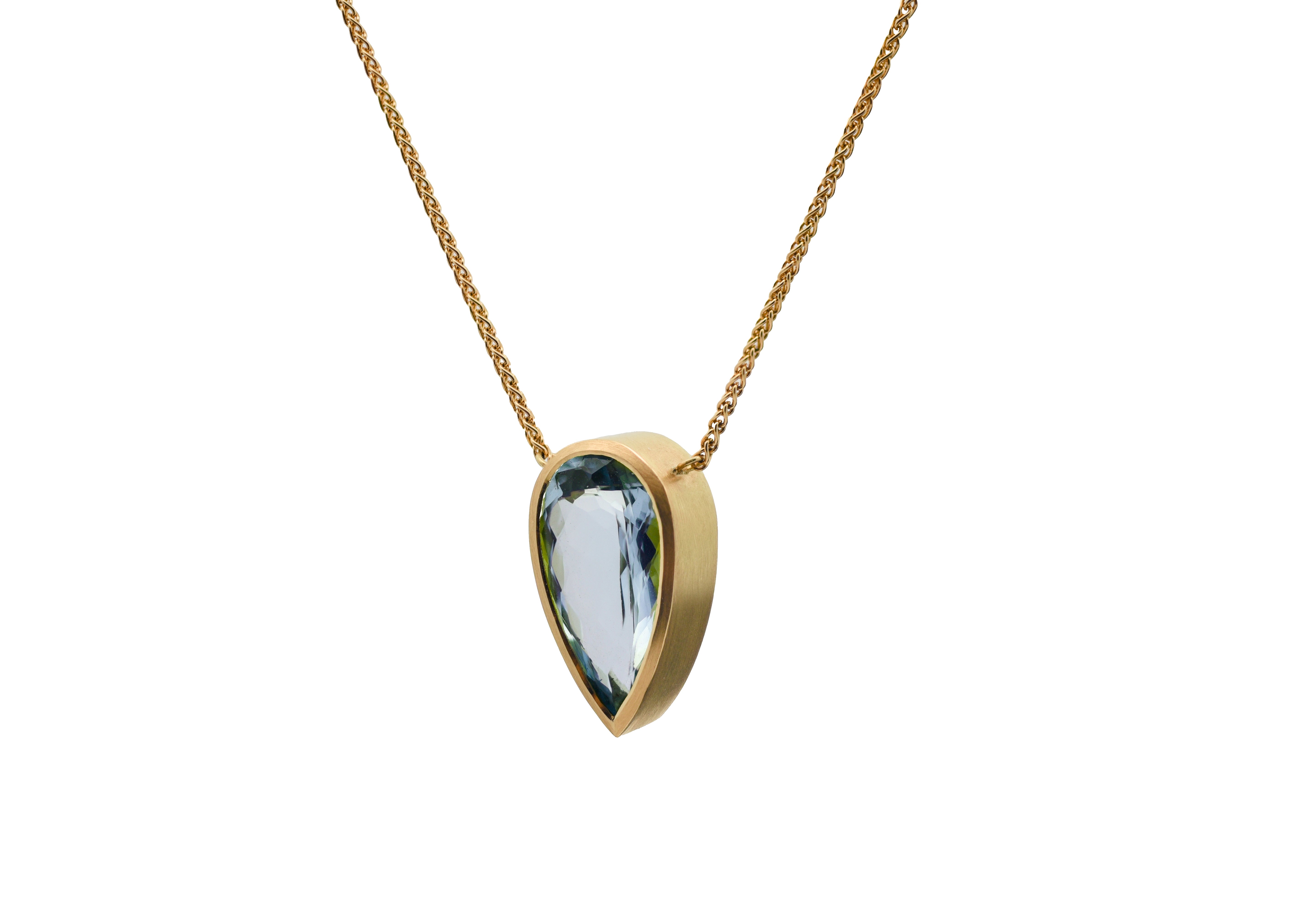 18ct Yellow Gold Pear Shaped Aquamarine Pendant