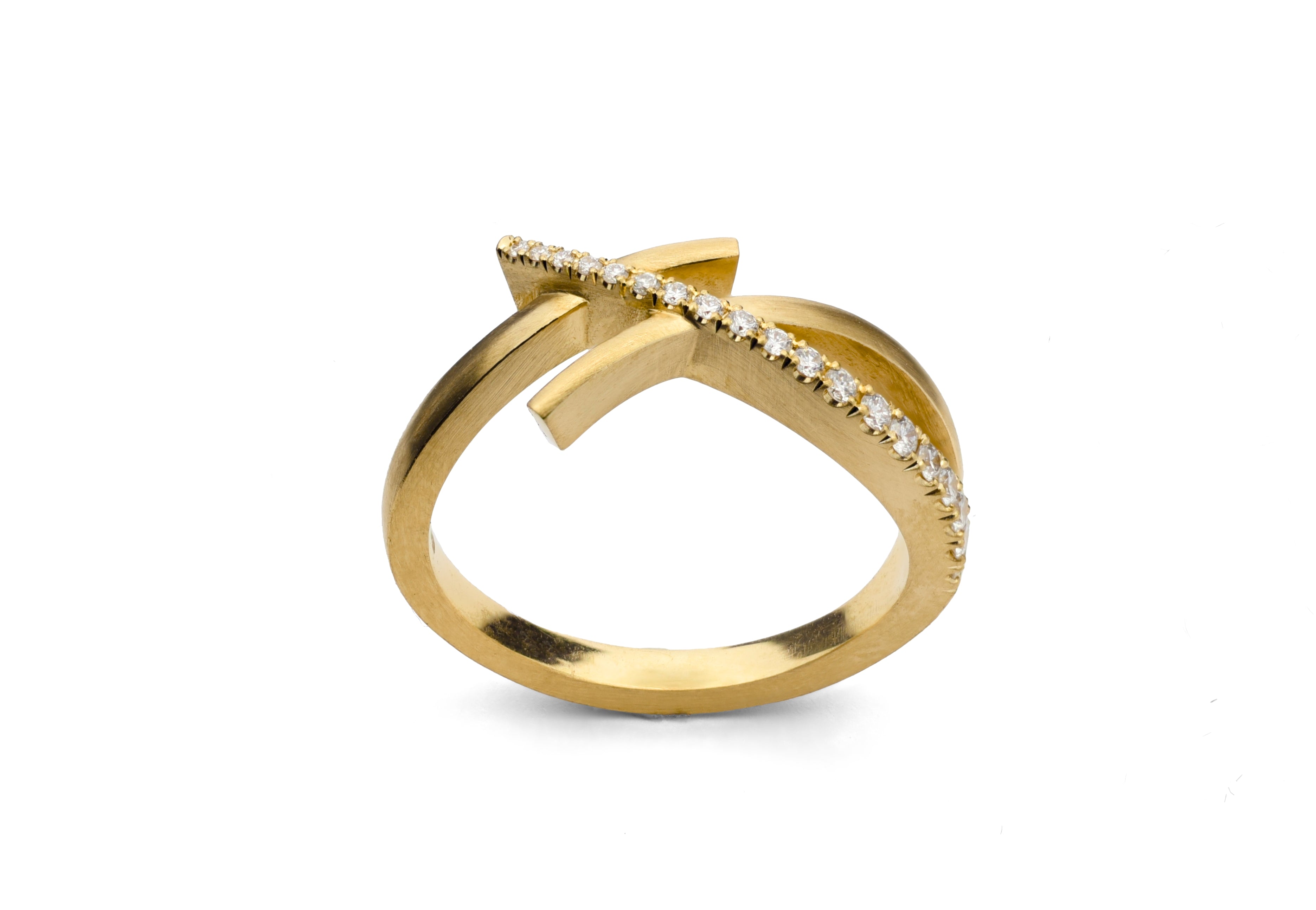 Rose gold and diamond crossover ring