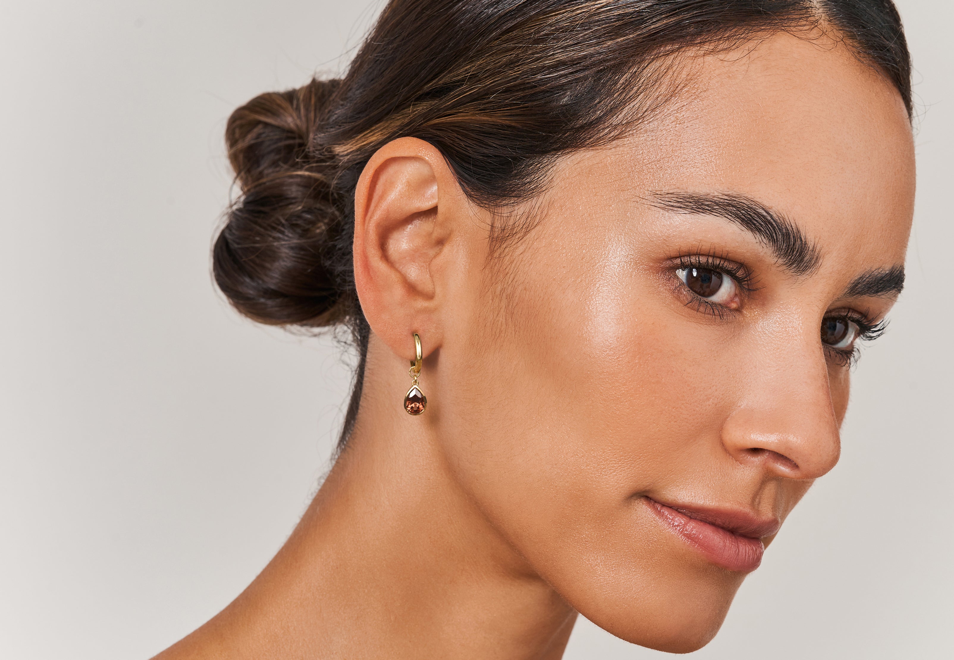 18ct Gold Pear Shaped Zircon Drop Huggie Hoops