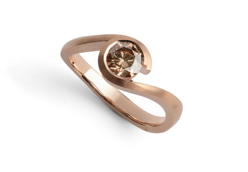 Fairtrade rose gold Wave ring with Argyle cognac diamond